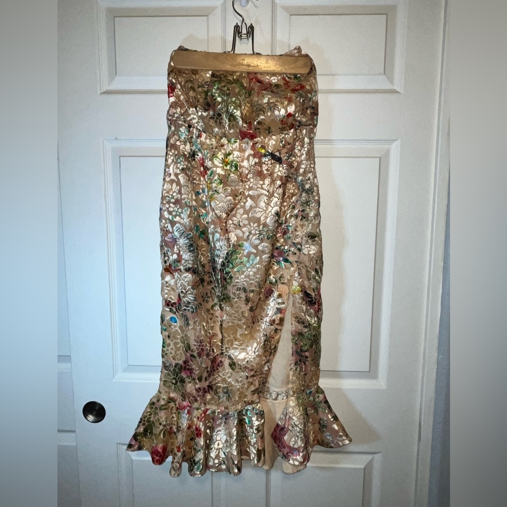 HEMANT & NANDITA Veena Gold Floral Strapless Dress